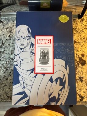 NEW (Open Box) Scentsy Wax Warmer MARVEL Avenger's Characters